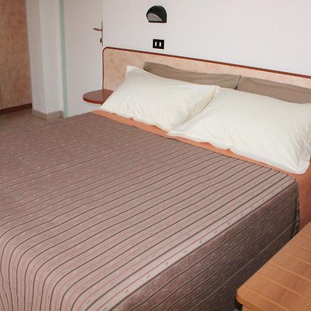 Hotel Verdemare Rimini Phòng bức ảnh