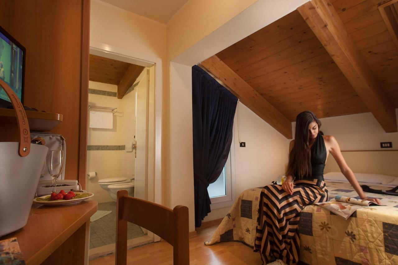 Hotel Verdemare Rimini Ngoại thất bức ảnh