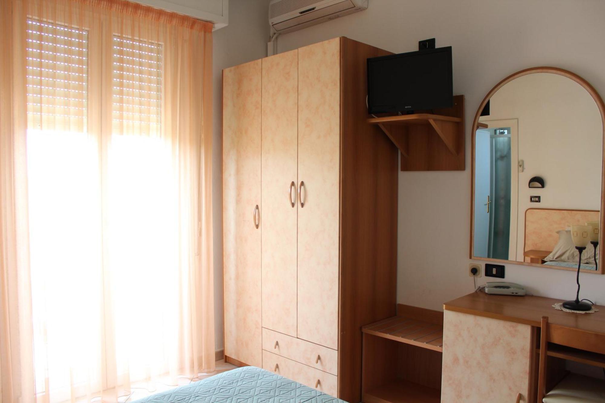 Hotel Verdemare Rimini Phòng bức ảnh