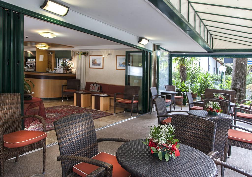 Hotel Verdemare Rimini Ngoại thất bức ảnh