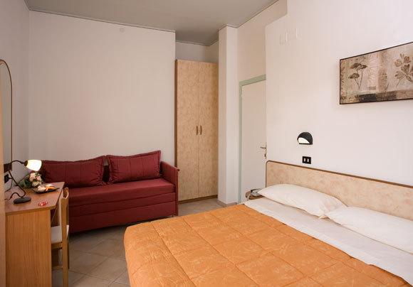 Hotel Verdemare Rimini Ngoại thất bức ảnh